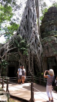 Lokasi shooting Tomb Raider di Angkor Wat, Kamboja